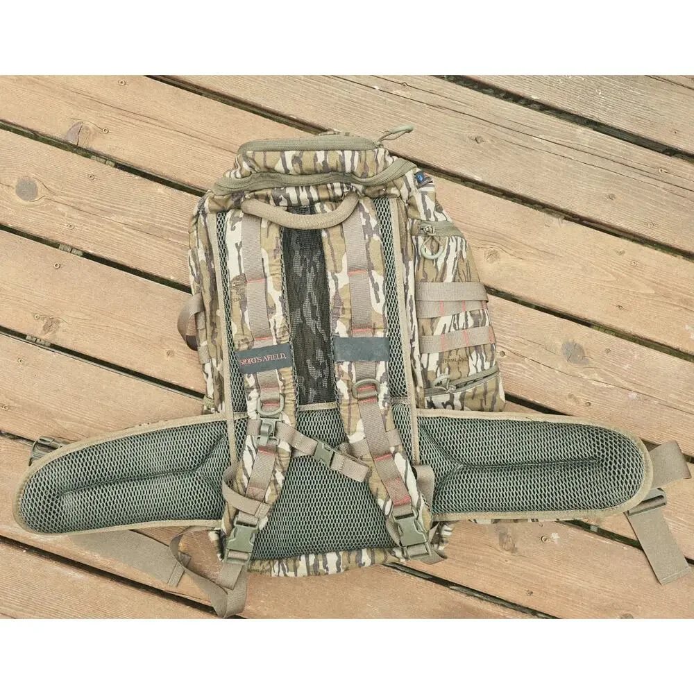 Sports Afield Hunting Day Pack With Mossy Oak Bottomland Camo - Hunting Backpack